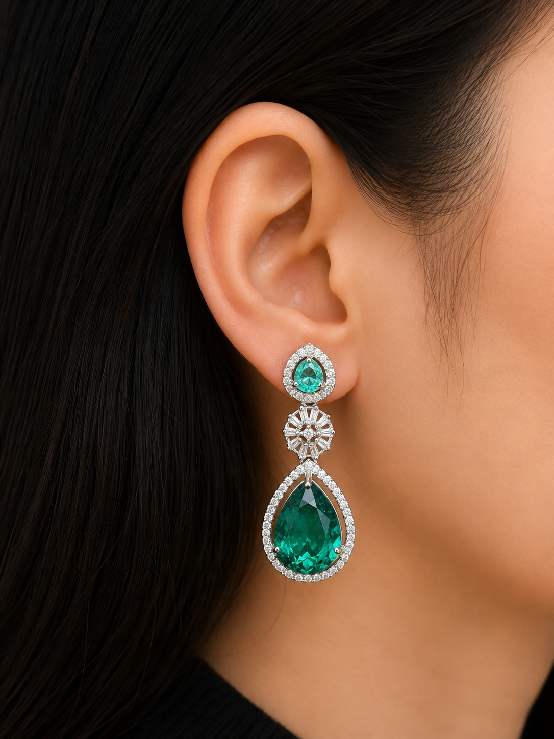 ROYAL TEARDROP EMERALD EARRINGS