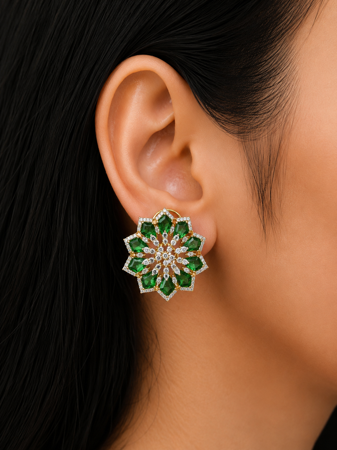 EMERALD RADIANCE STUDS