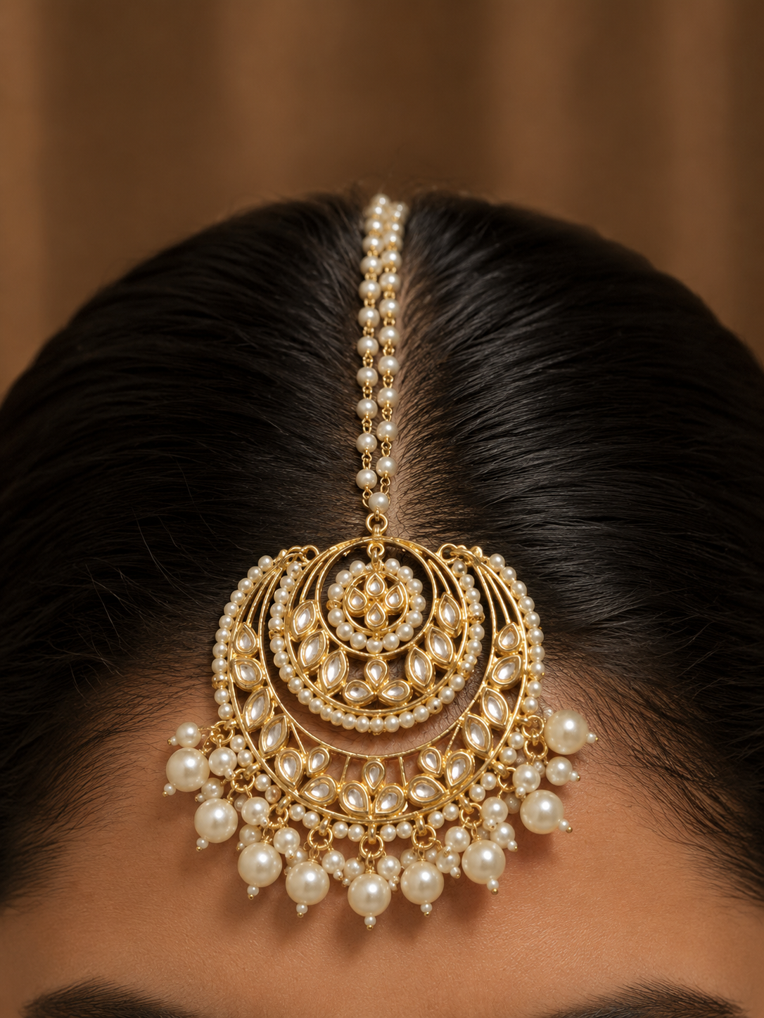CHANDRIKA KUNDAN MAANG TIKA