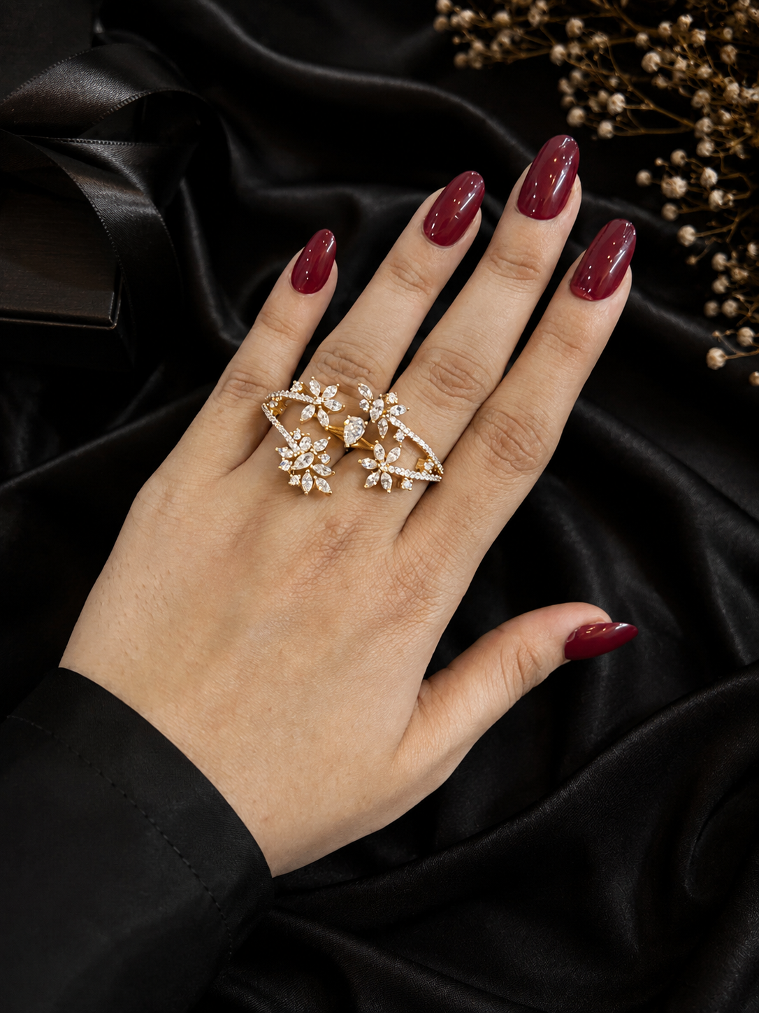 2 FINGER ROSELLE BLOOM DIAMOND RING