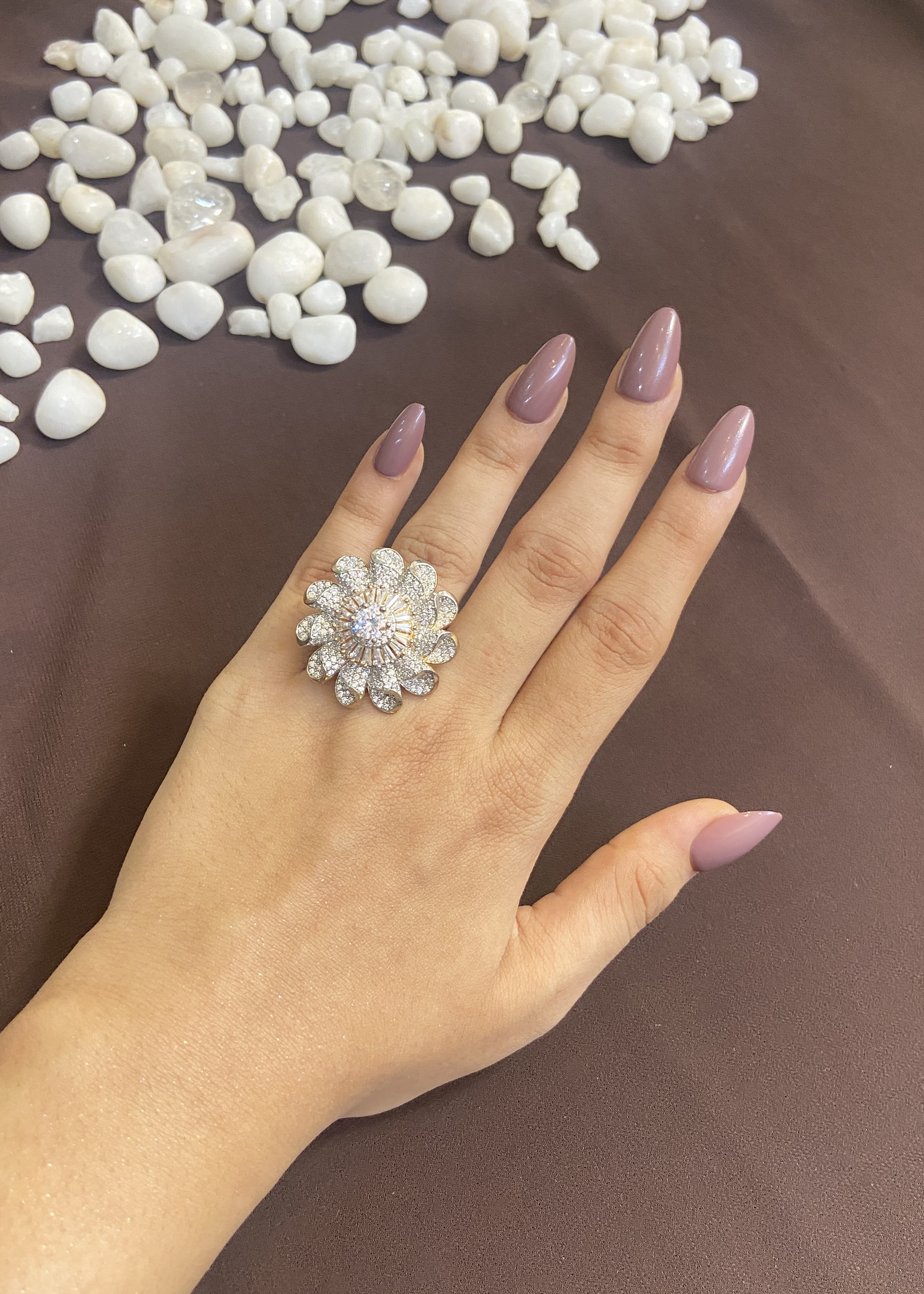 QUEEN FLOWER DIAMOND RING