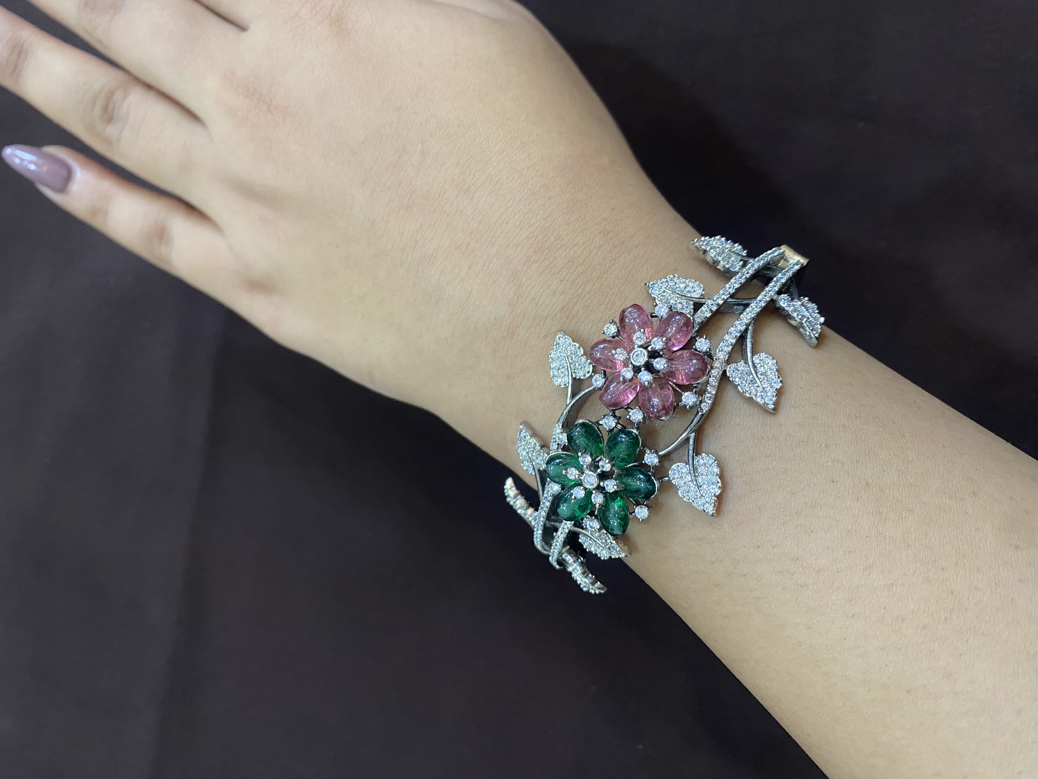 EMERALD & PINK BEADS FLOWER & DIAMOND BRACELET